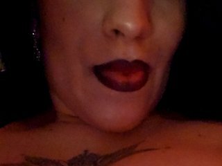 دردشة الفيديو المثيرة BustyVampyre