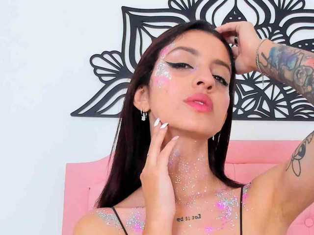 صورة الملف الشخصي Caliope-Lee-1