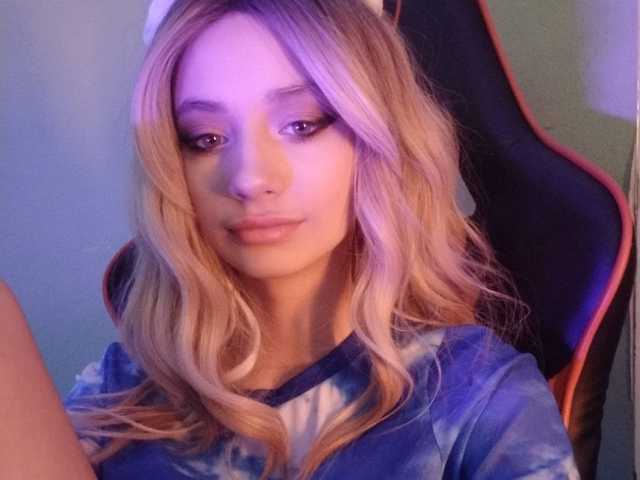 صورة الملف الشخصي CamDragonic24