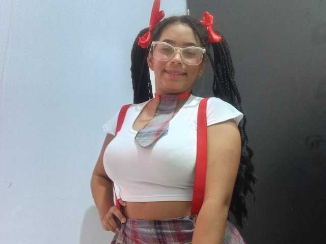 صورة الملف الشخصي CAMILA-ROUS