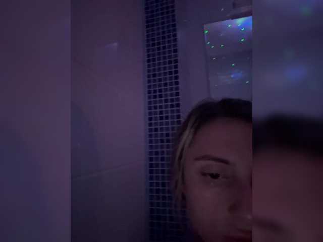 لقطات البث CamillaSweetty