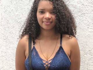 دردشة الفيديو المثيرة CamillWilliam