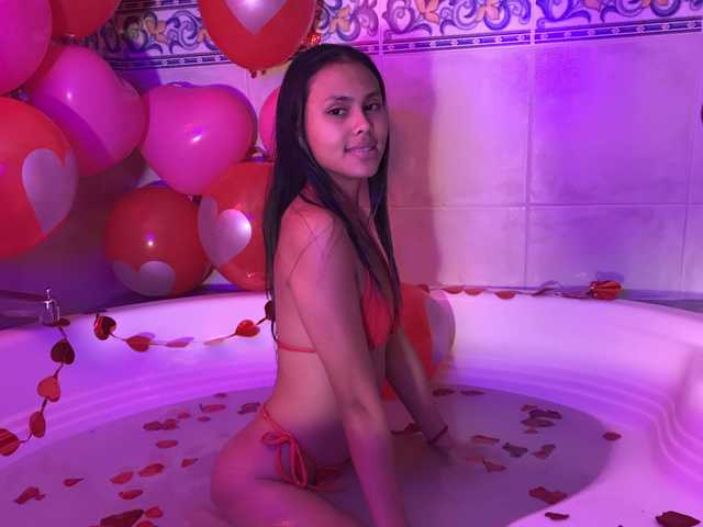 صورة الملف الشخصي CamiyJenn