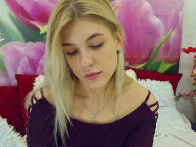 لقطات البث CamomillaG