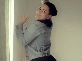 دردشة الفيديو المثيرة CandyGlez