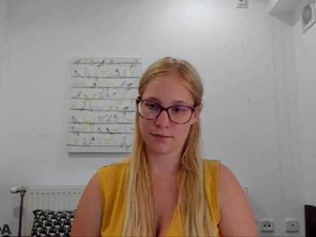 لقطات البث CandyX18