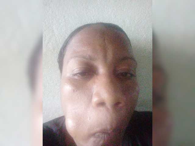 لقطات البث Canela08