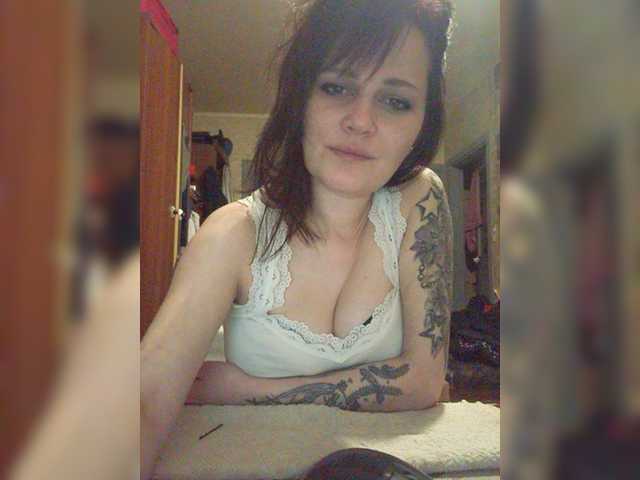 لقطات البث CarlyLovely