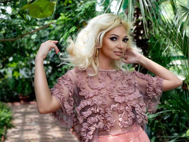 صورة الملف الشخصي CarmellaAngel