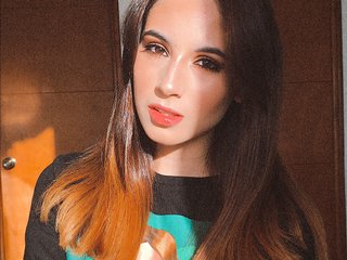 صورة الملف الشخصي carolinamira
