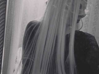 دردشة الفيديو المثيرة SaraJane