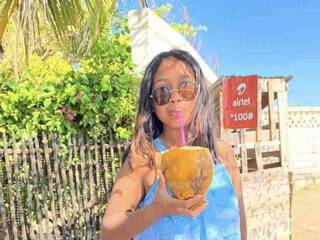 دردشة الفيديو المثيرة Cassyah