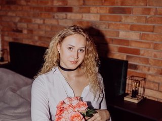 دردشة الفيديو المثيرة CatrinModel