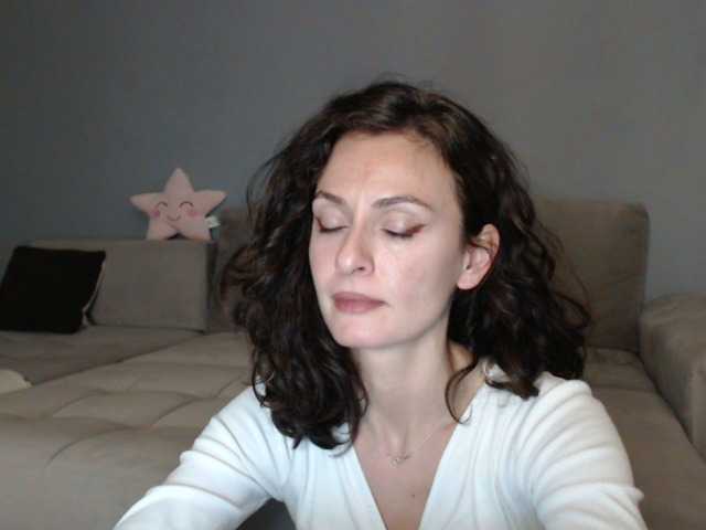 لقطات البث CattyJane