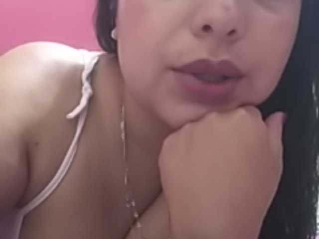 لقطات البث Celeste-Leon