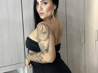 دردشة الفيديو المثيرة CelesteCourtney