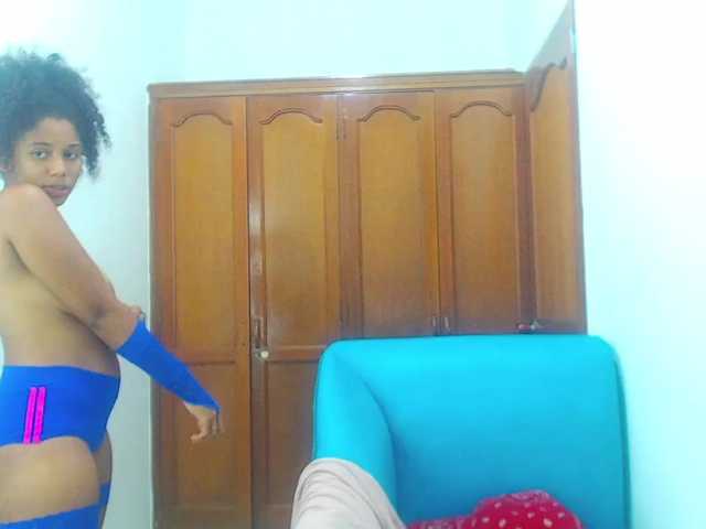 لقطات البث charislee