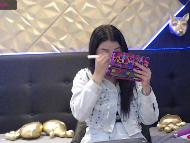 لقطات البث Charlotef