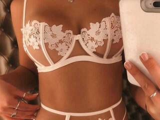 دردشة الفيديو المثيرة charlott-knox