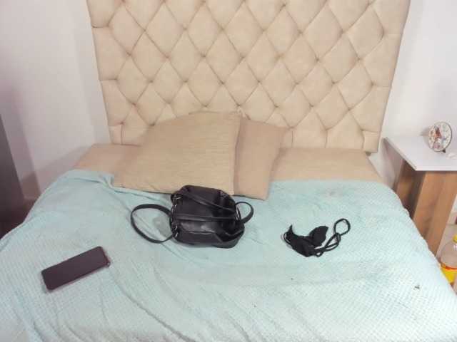 لقطات البث charlottechui