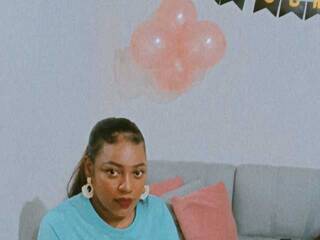 دردشة الفيديو المثيرة CharlotteGill