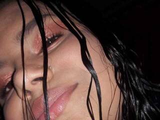 دردشة الفيديو المثيرة CharlotteHolmin