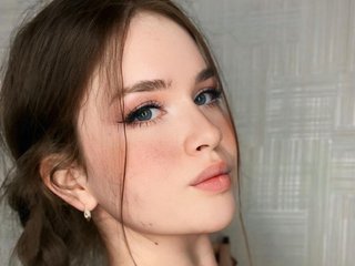 دردشة الفيديو المثيرة Charming--huntress