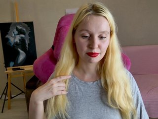 دردشة الفيديو المثيرة charming-blonde
