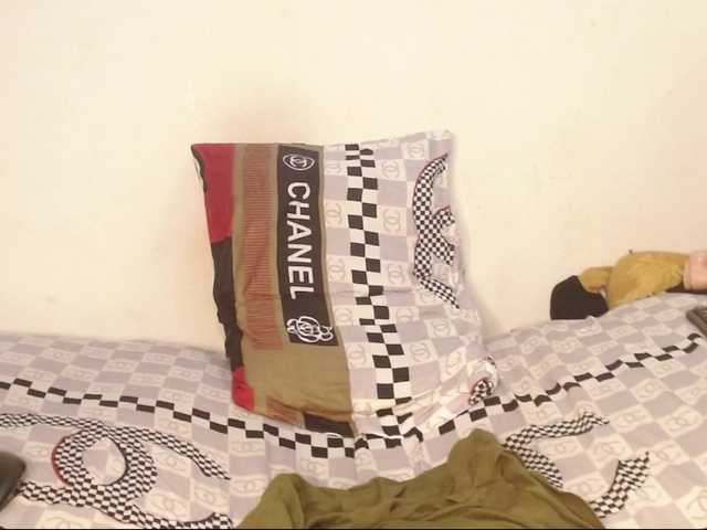 لقطات البث CHEATING-HOUSEWIFE