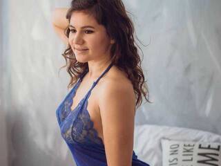 دردشة الفيديو المثيرة CheepyKitty