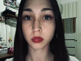 دردشة الفيديو المثيرة CherlynLinehan