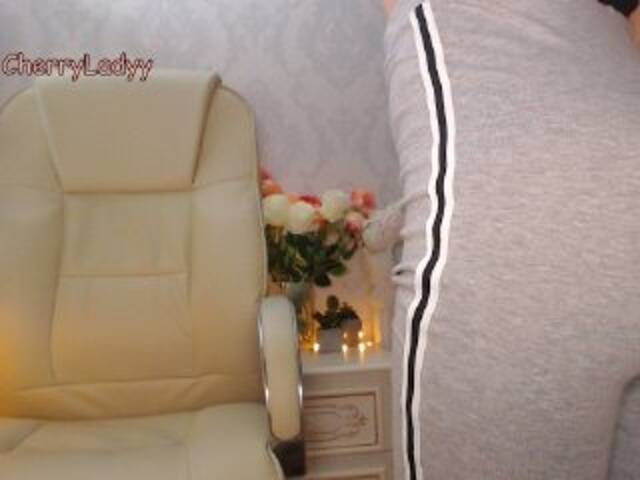 لقطات البث CherryLadyy