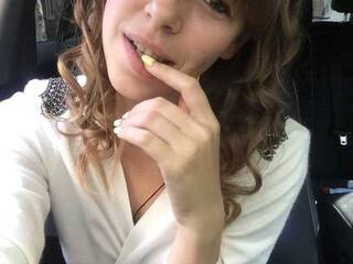 دردشة الفيديو المثيرة cherryy11