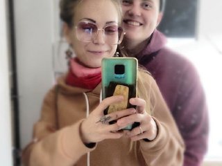 دردشة الفيديو المثيرة Chery-n-Nana