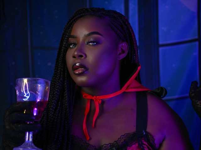 صورة الملف الشخصي Chloe-