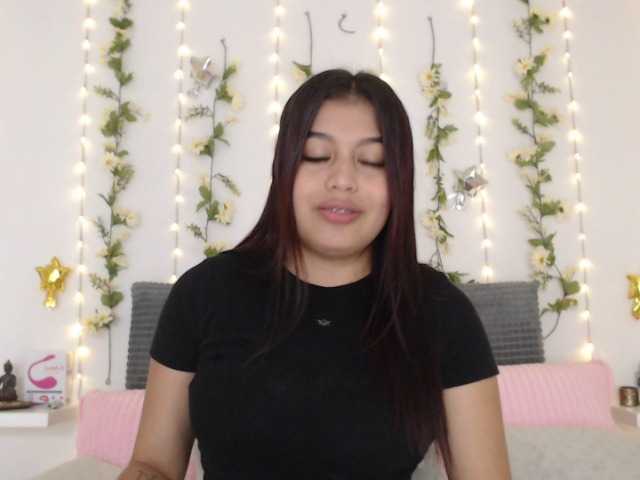 لقطات البث ChloeLoyd