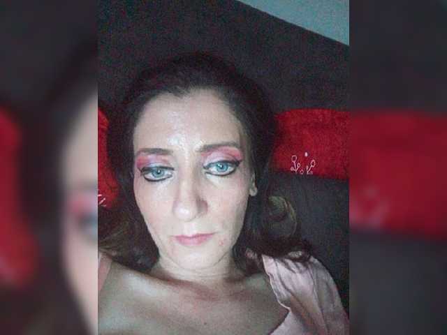 لقطات البث ChristianaHot