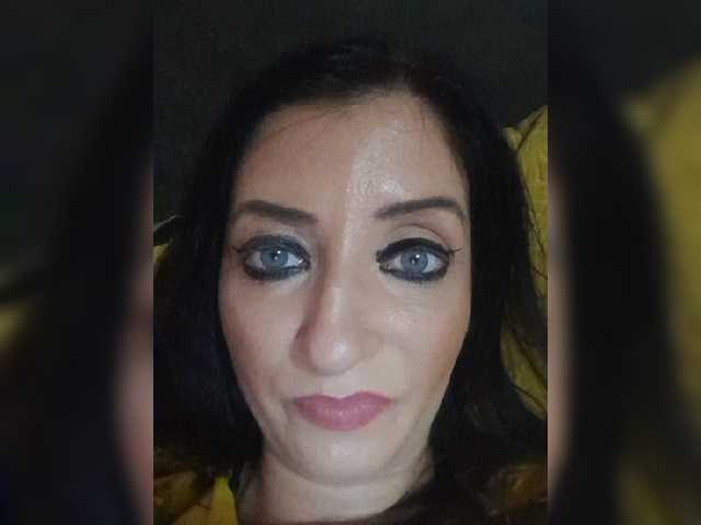 لقطات البث ChristianaHot