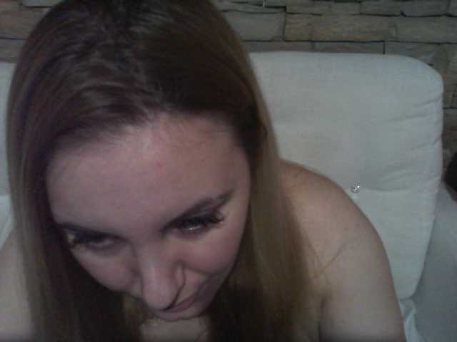 لقطات البث ChristinaHotX