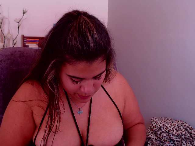 لقطات البث christineb