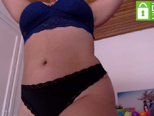 لقطات البث christineb