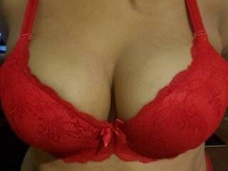 دردشة الفيديو المثيرة ChubbyRedhead