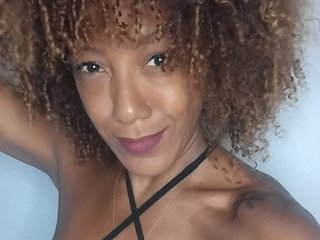 دردشة الفيديو المثيرة CinnamonGirlBR