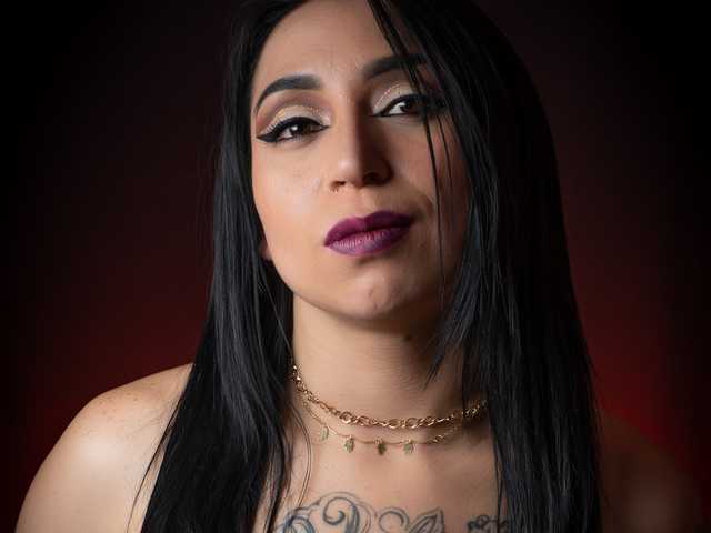 صورة الملف الشخصي Clarise-Allen