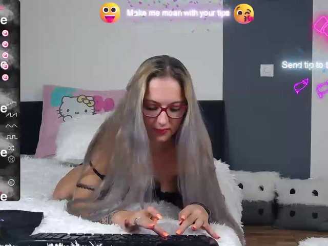 لقطات البث ClaudiaBlondy