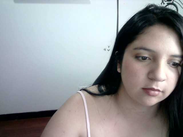 لقطات البث cloee-coper