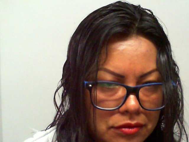 لقطات البث clyros