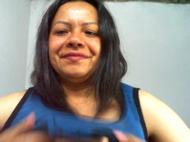 لقطات البث clyros