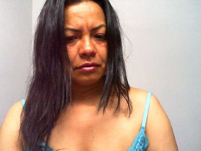 لقطات البث clyros