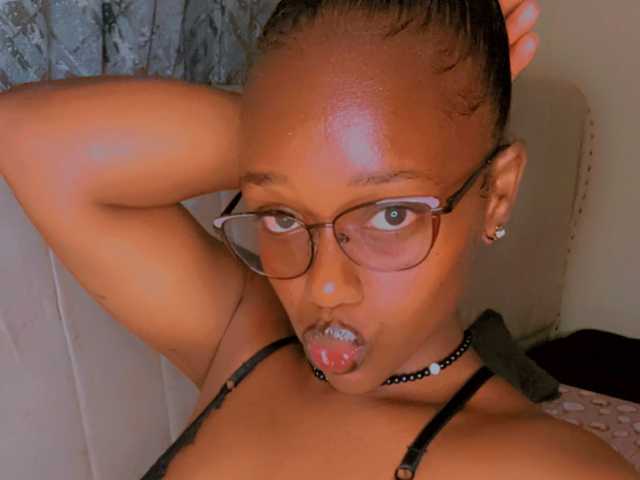 صورة الملف الشخصي coco-laurah